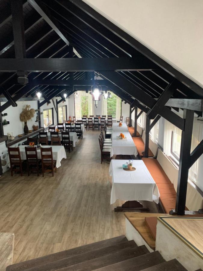 No Comment Rustic Hotel Curtea De Arges Ngoại thất bức ảnh