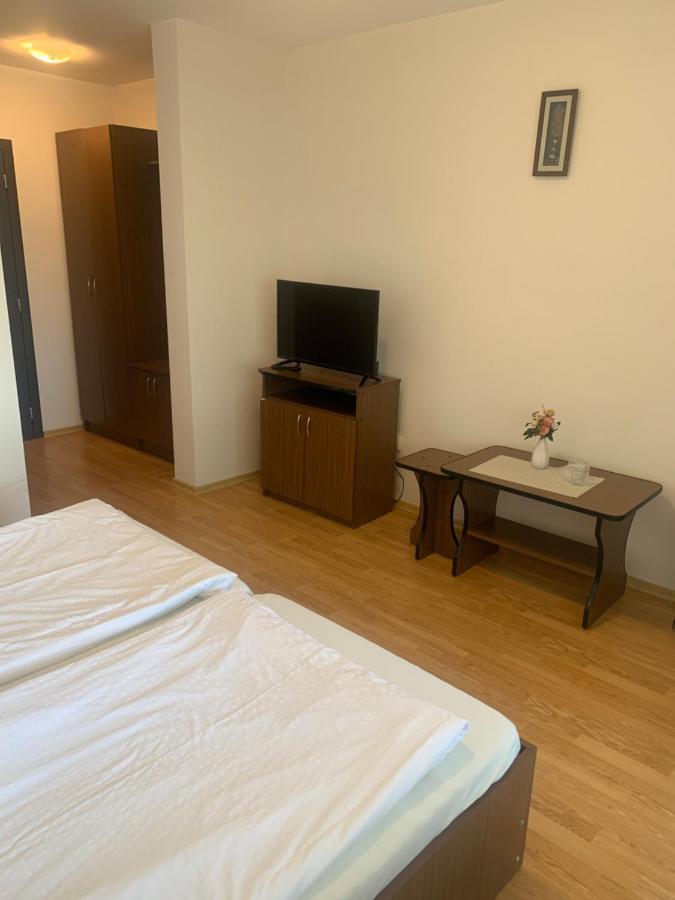 No Comment Rustic Hotel Curtea De Arges Ngoại thất bức ảnh
