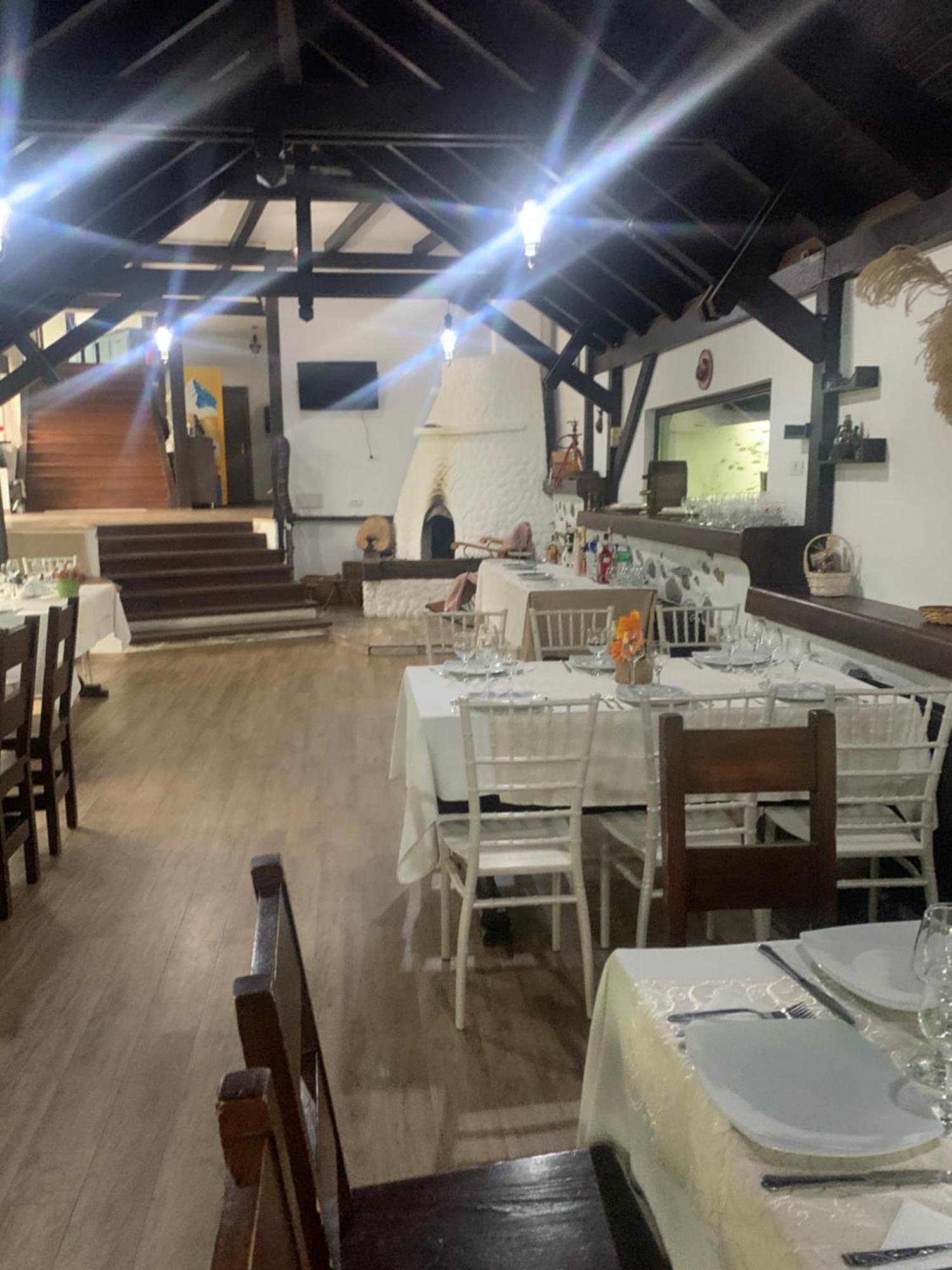 No Comment Rustic Hotel Curtea De Arges Ngoại thất bức ảnh